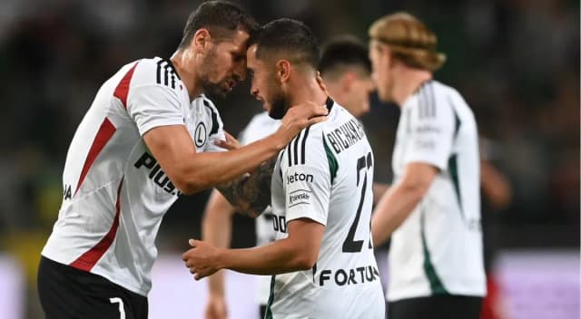 Gdzie obejrzeć mecz Lecha w pucharach? Nie przegap transmisji!