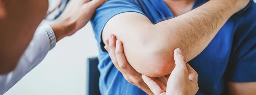 Jakie ćwiczenia na łokieć tenisisty pomogą w walce z bólem?